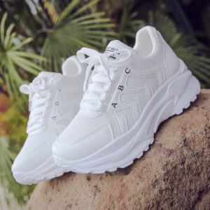 Women's small white shoes with thick sole and mesh surface